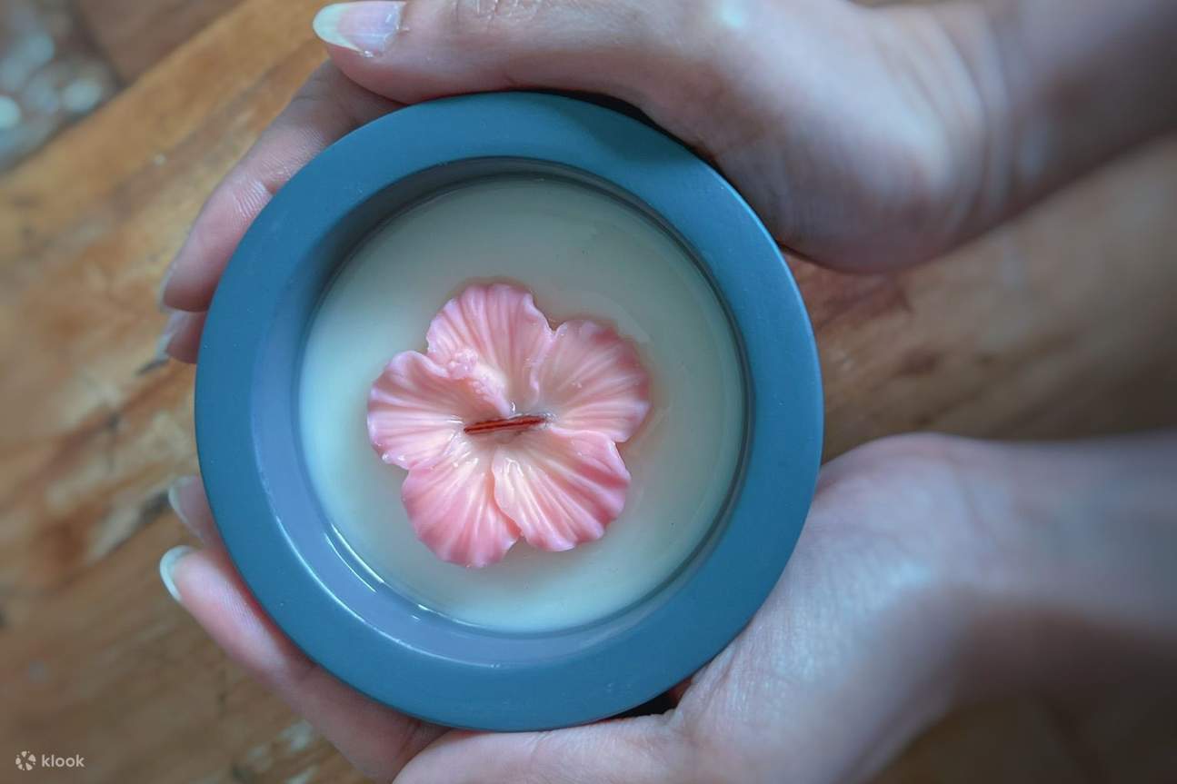 Singapore Coconut Candle Wax Making at Choisi Par Klook
