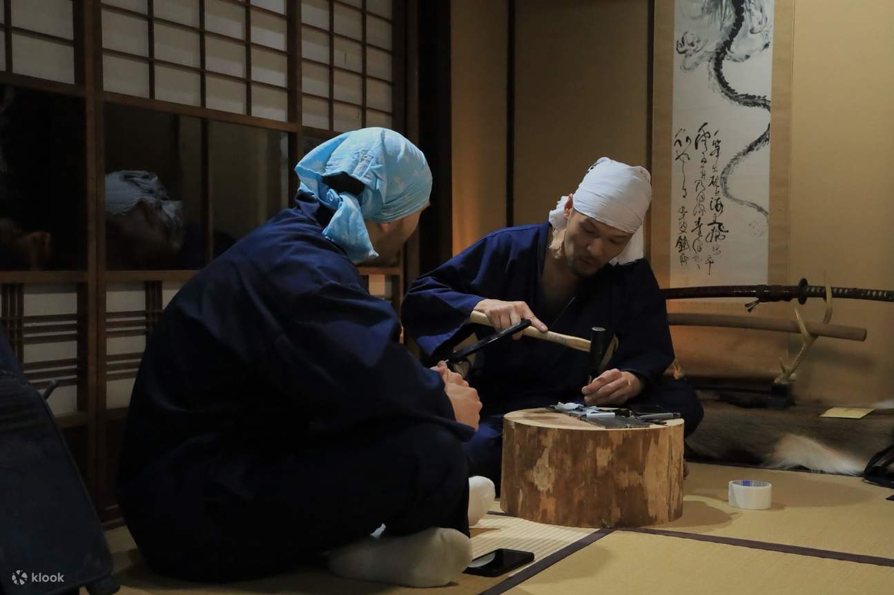 在歷史悠久的豪宅裏體驗忍者武器製作課程
