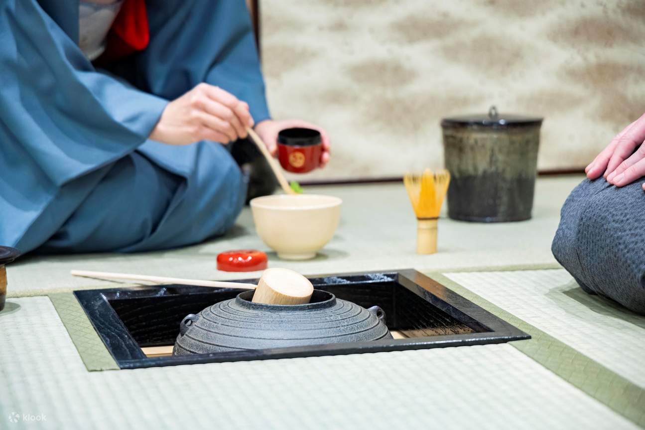 Tokyo: Authentic tea ceremony experience with a tea master in Ginza ...