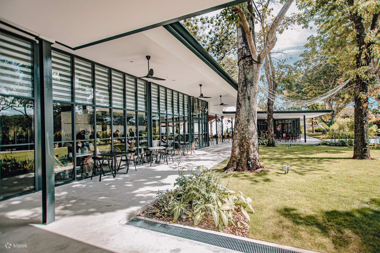 シンガポール・チャンギ空港 ラウンジシャワー（乗り継ぎのお客様向け）