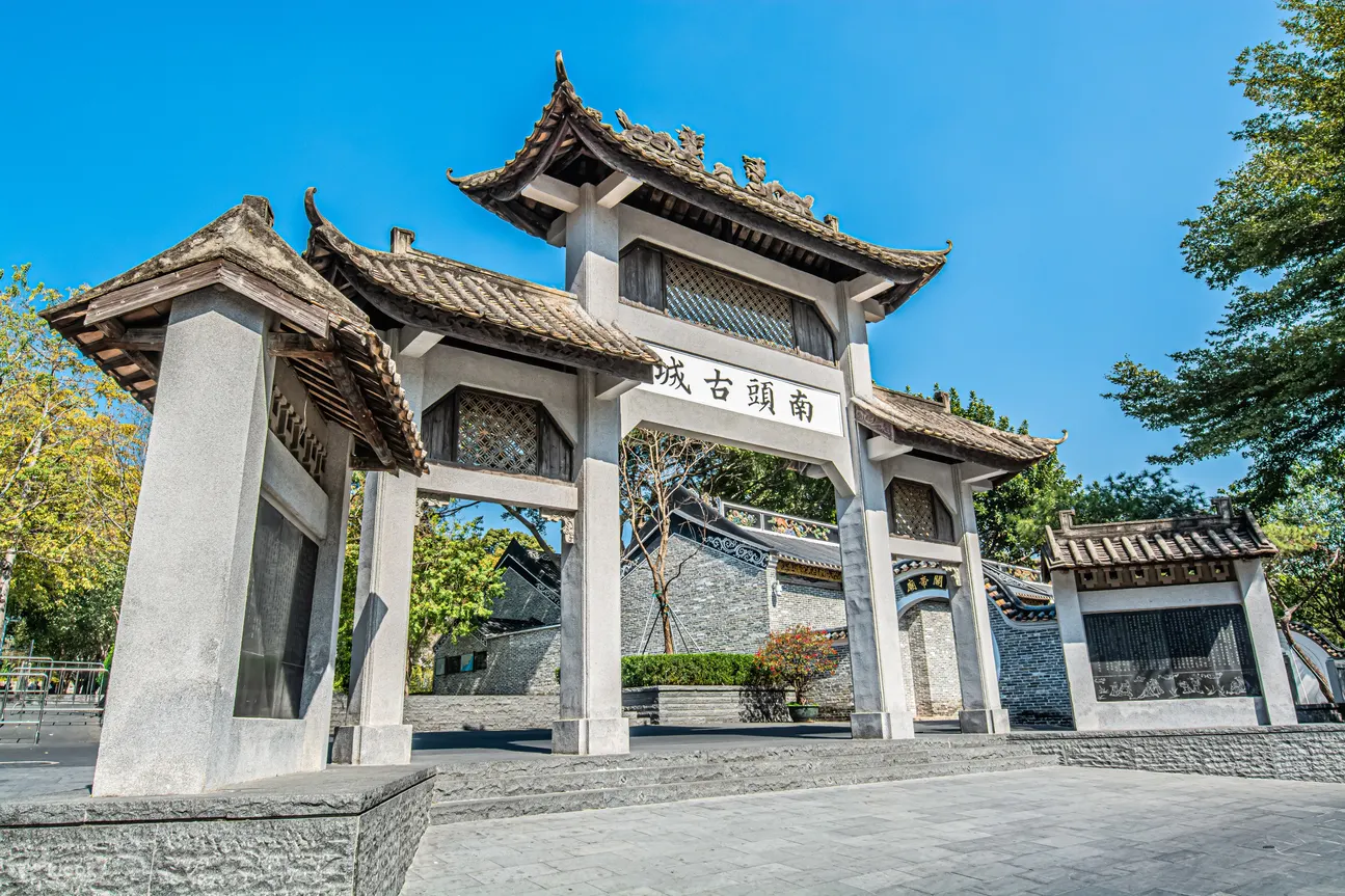 一天包车游览
