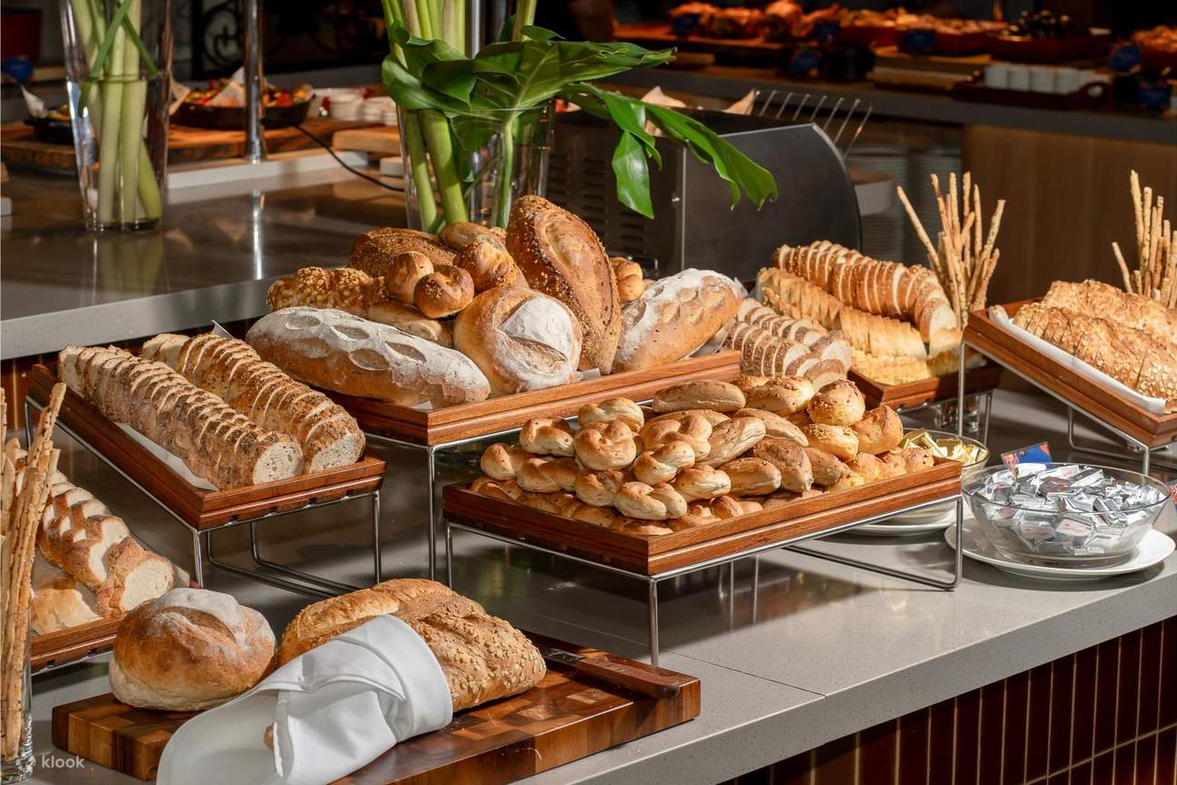 Seafood Buffet at Thale, Akara Hotel Pattaya