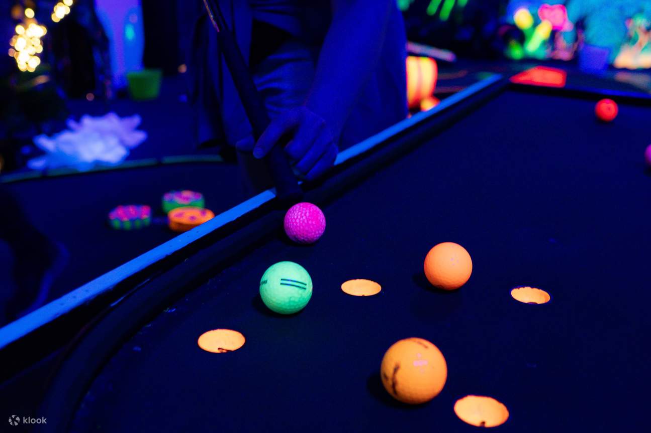 Hang động phát sáng