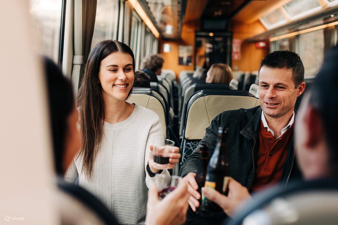 Rilassati e goditi il comfort del tuo viaggio in treno da Auckland a Wellington con KiwiRail