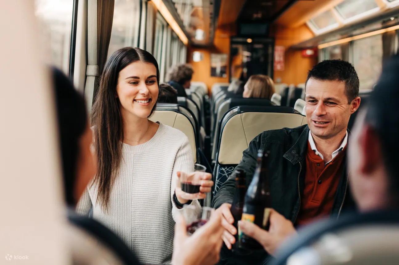 搭乘KiwiRail火車，在舒適的環境中放鬆身心，享受奧克蘭 - 威靈頓的旅程