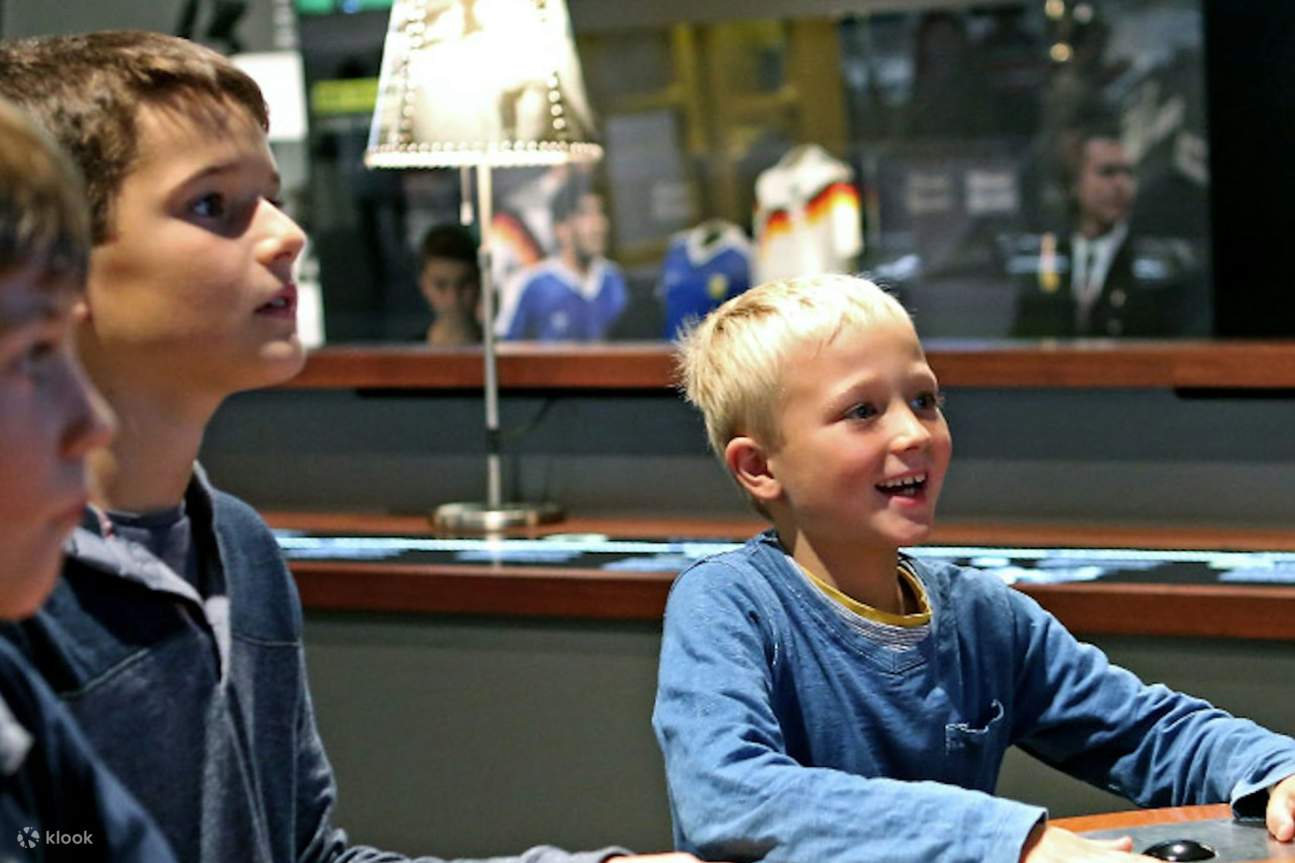 通過互動展示，體驗德國足球的歷史和文化