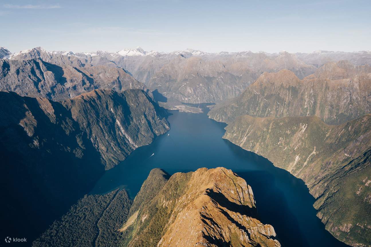 Scenic helicopter flight