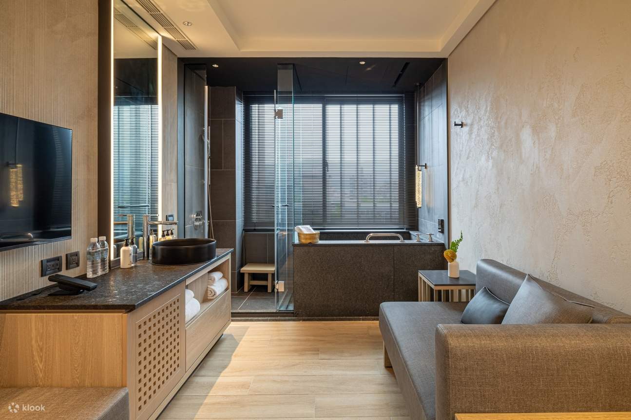 Nhà tắm suối nước nóng Tuyền Nguyệt, Khách sạn Silks Spring Resort Beitou