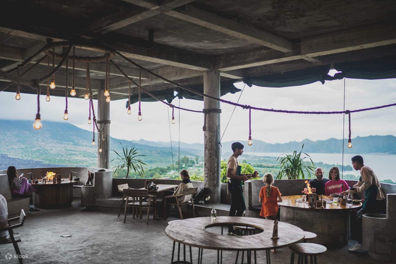 The Mastaka Lounge