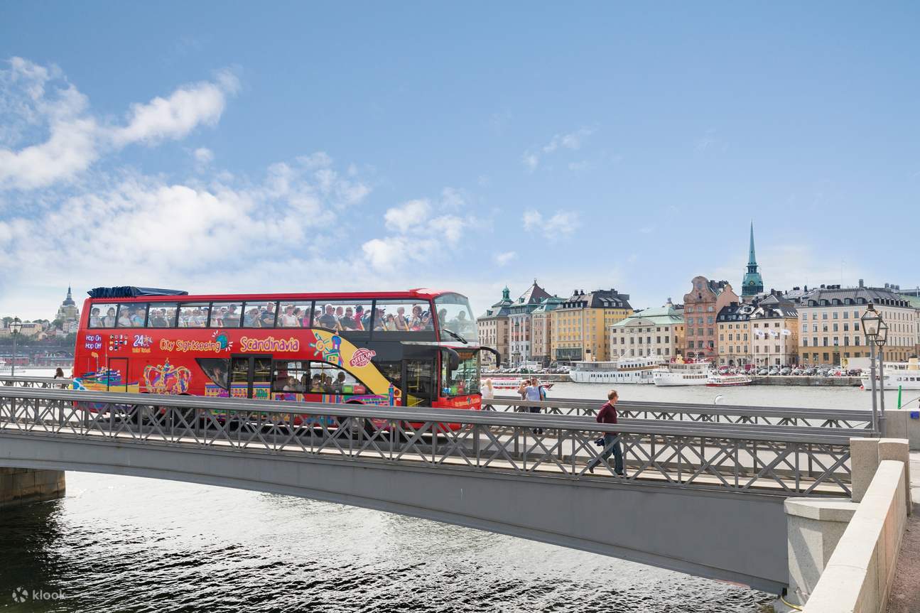 8月4日=巴士节？来一组瑞典实拍全新沃尔沃9700客车应个景吧 重型车网——传播卡车文化 关注卡车生活
