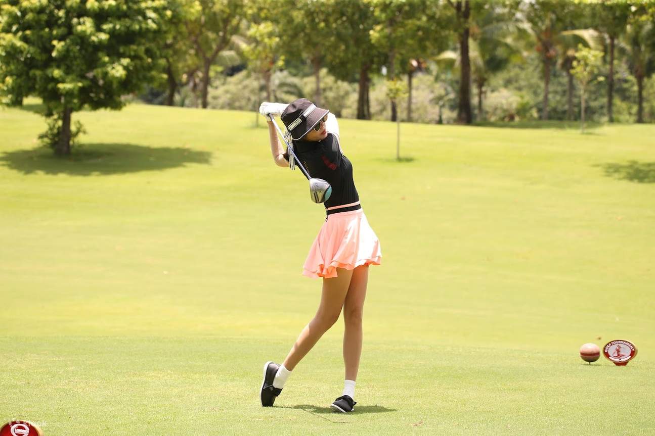 Berlatih hayunan anda di fairway bertaraf dunia