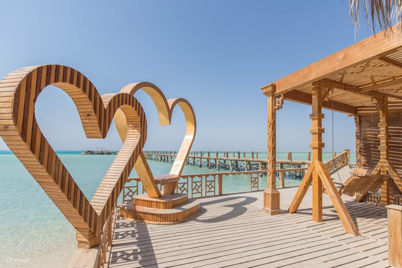 Escursione di snorkeling all'isola di Orange Bay con sport acquatici - Hurghada