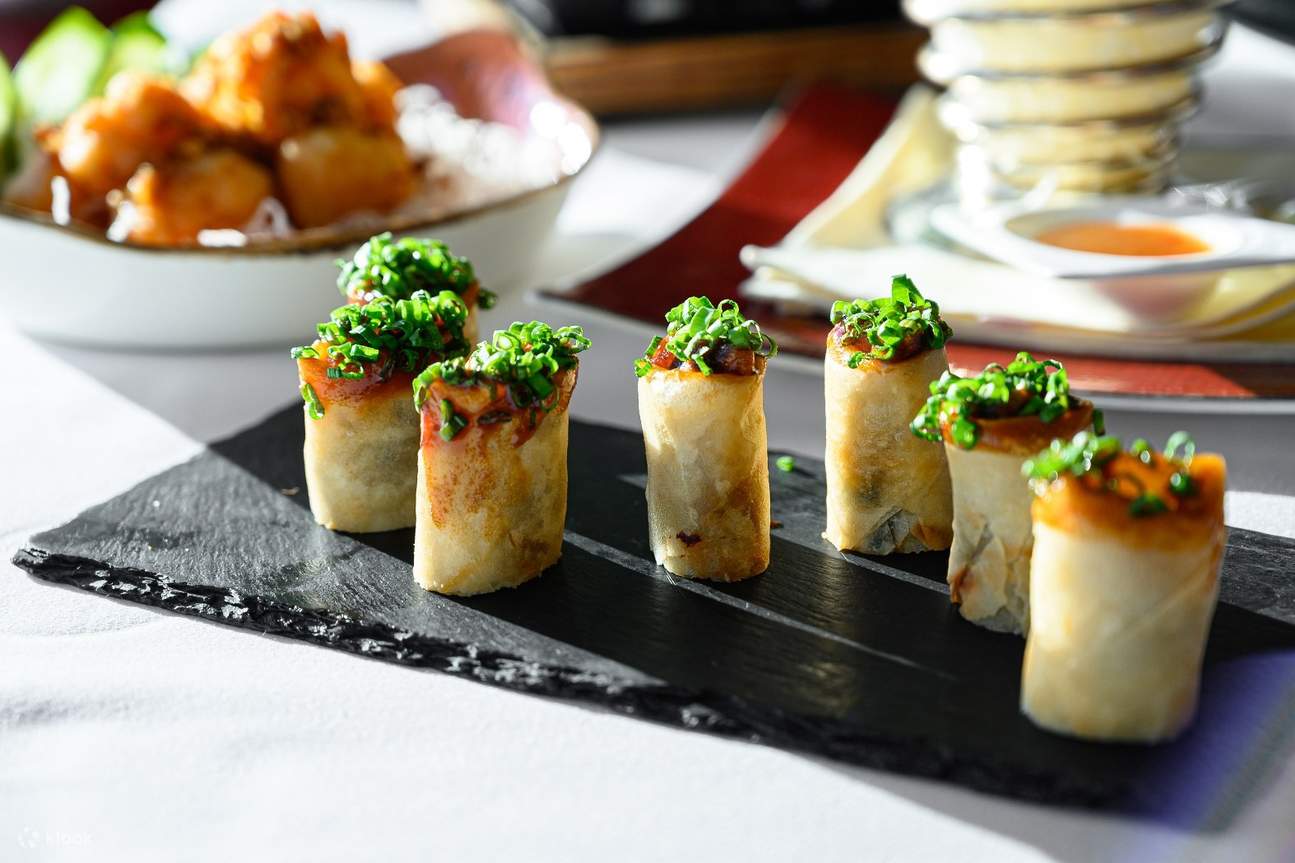 บาร์บนชั้นดาดฟ้า