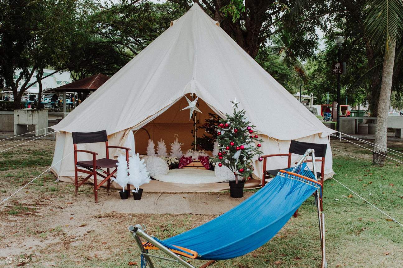 Glamping at East Coast Park, West Coast Park or Pasir Ris Park - Klook  Philippines