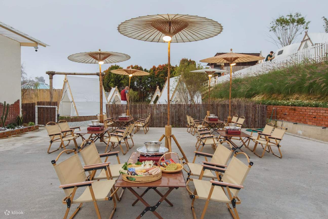 Stellar Golden Hill Glamping