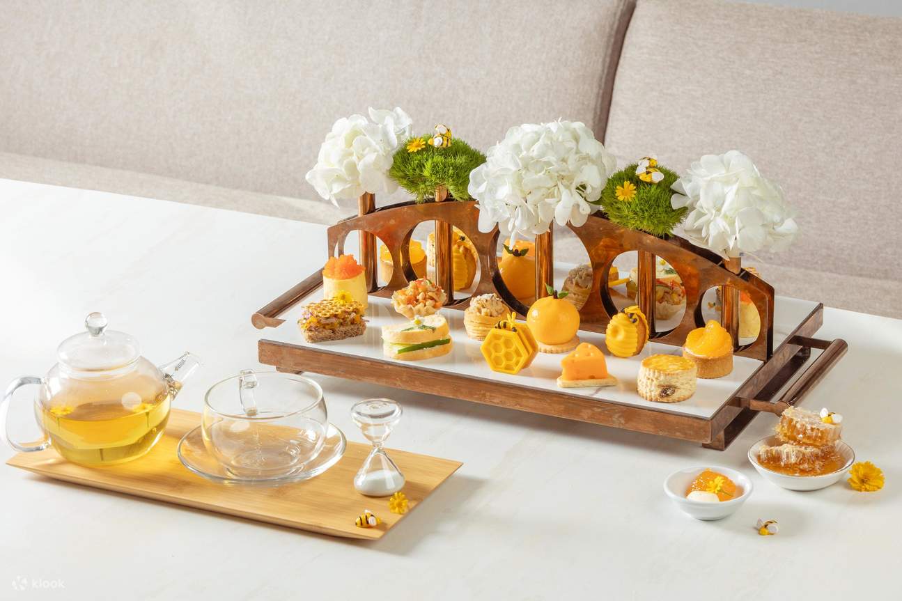 Afternoon Tea, The Lobby Lounge di Hyatt Regency Bangkok Sukhumvit