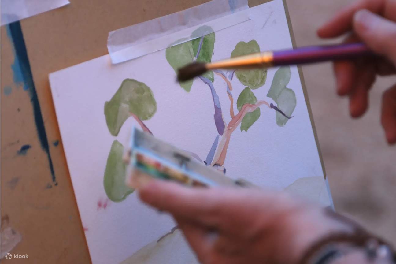 経験豊富な地元のアーティストから水彩画のテクニックを学びましょう。初心者から愛好家まで、どなたにもおすすめです。