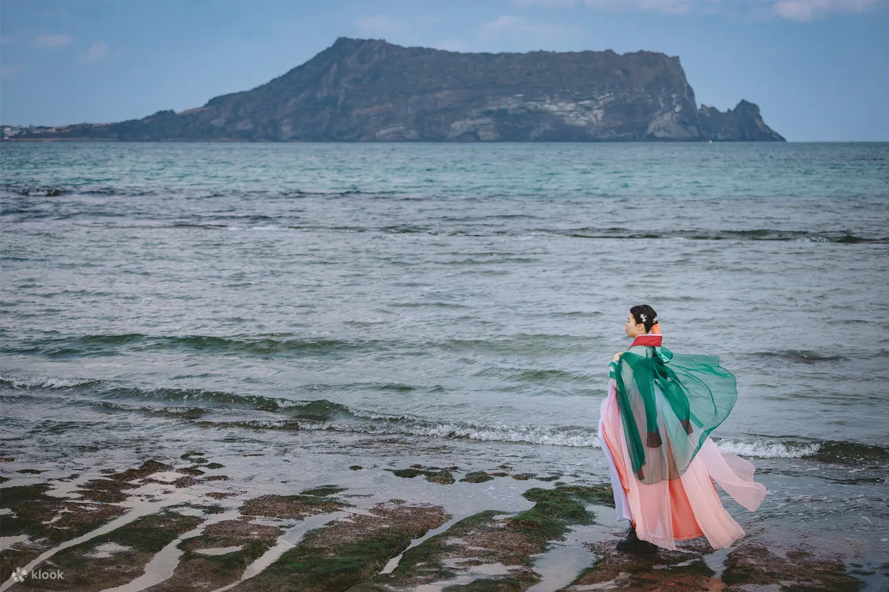 济州岛传统韩服户外拍摄体验