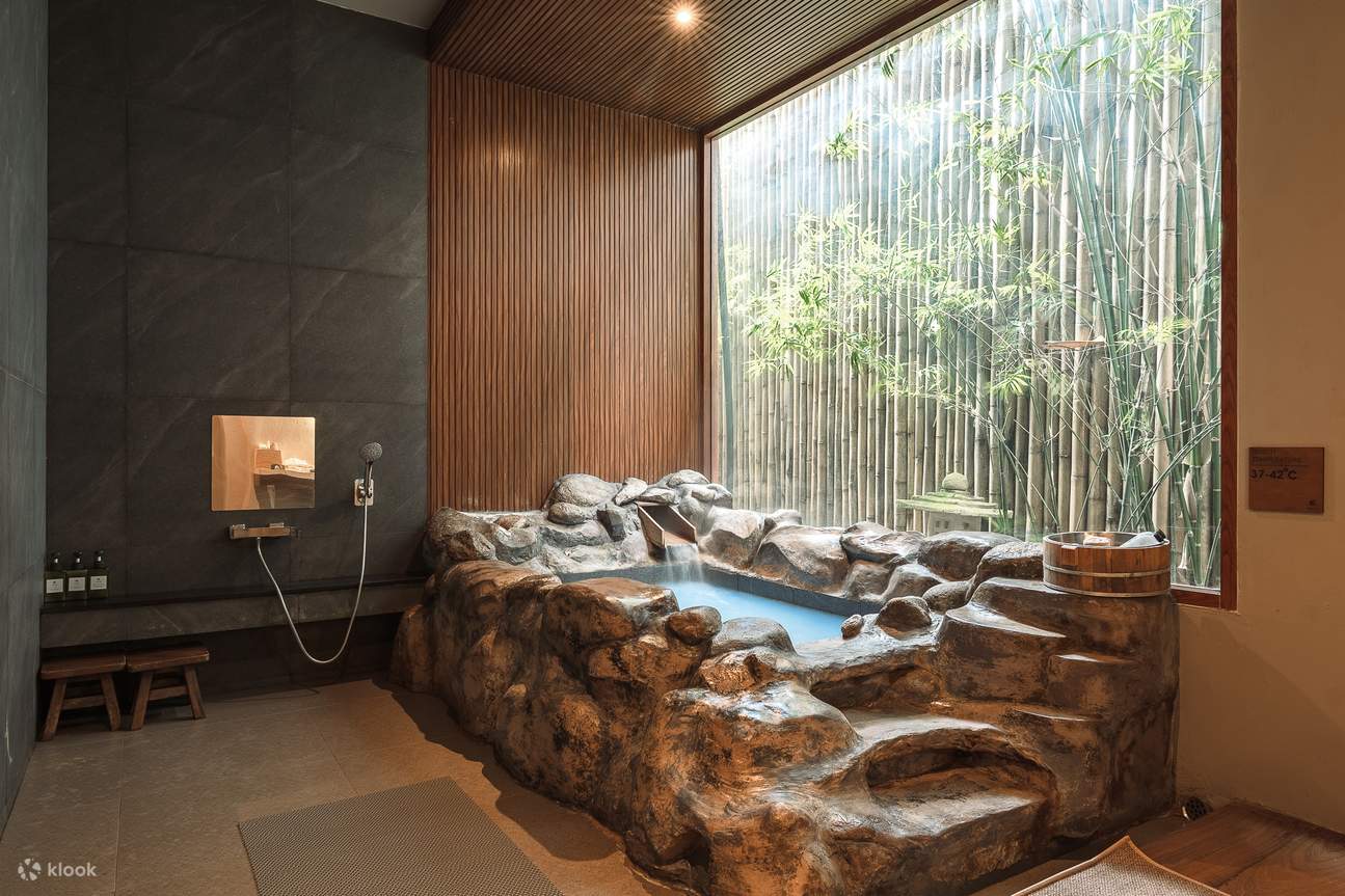 บริการนวดและแช่ออนเซ็นที่ SAMA Onsen & Massage ในเมืองภูเก็ต