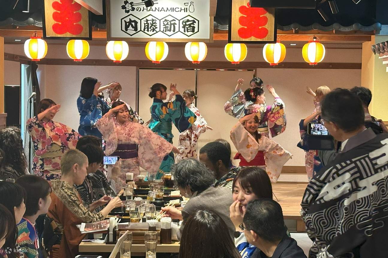 Bon Dance IZAKAYA à Shinjuku, Tokyo