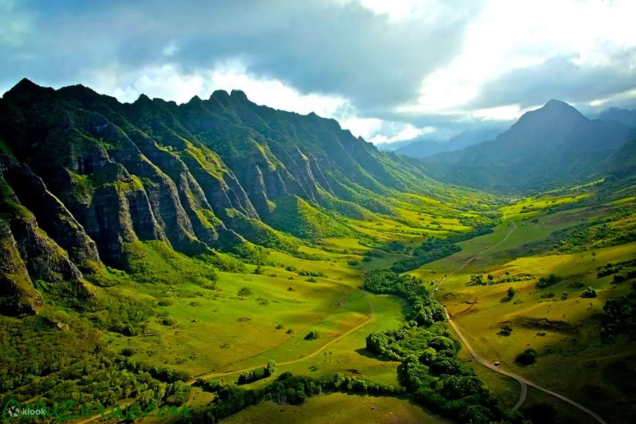 穿越古兰尼牧场，欣赏山谷美景