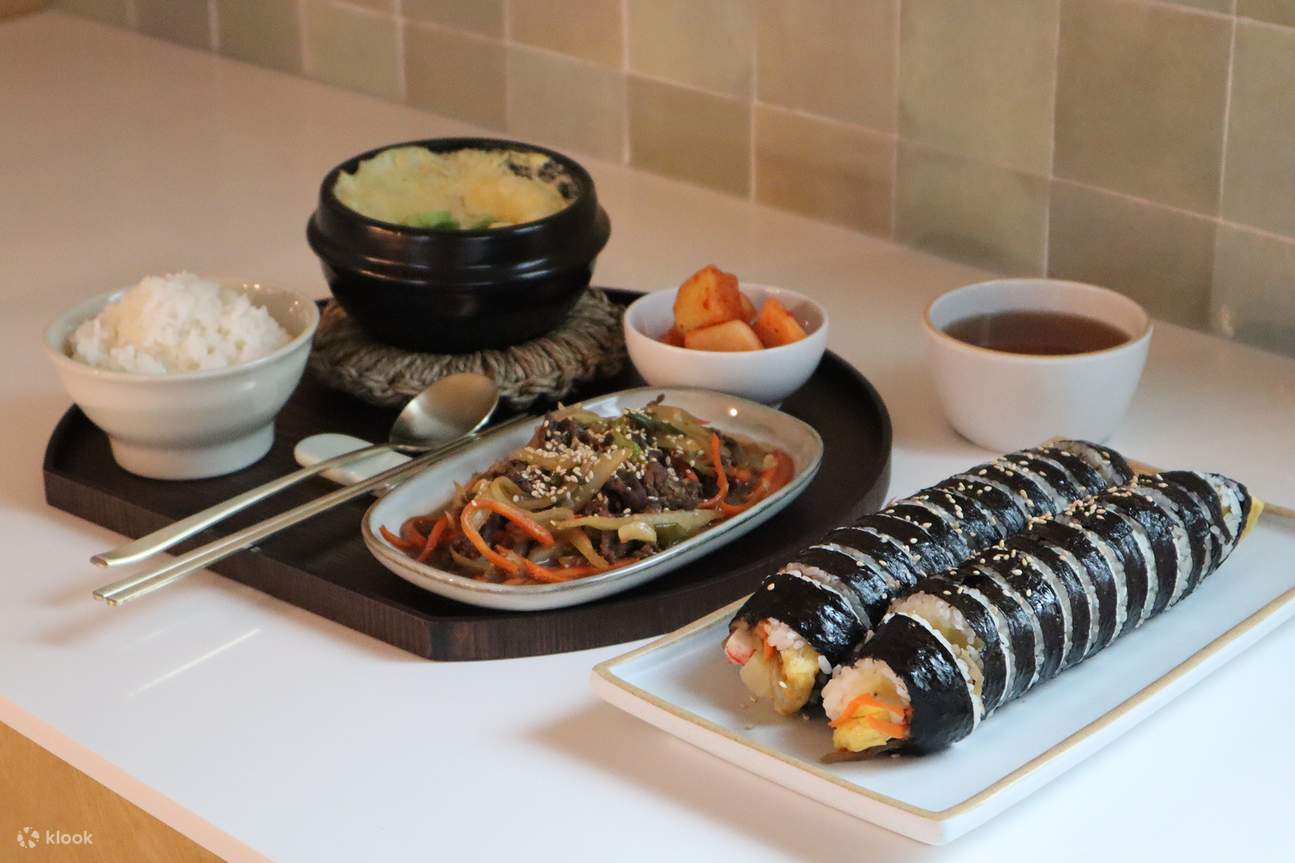 You will make your own Hansang(Korean set table) and roll Kimbap