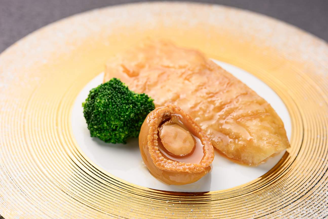 โรงแรมอีส ซึนวาน Hotel Ease Tsuen Wan｜Eat@ease｜อาหารกลางวันแบบกึ่งบุฟเฟต์ อาหารเย็นแบบกึ่งบุฟเฟต์ อาหารเย็นแบบบุฟเฟต์