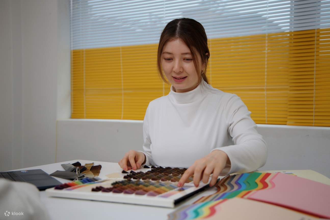 Pro Color Color Experience Seoul Personal Color Group Consulting Experience Using Self-Tester - Klook