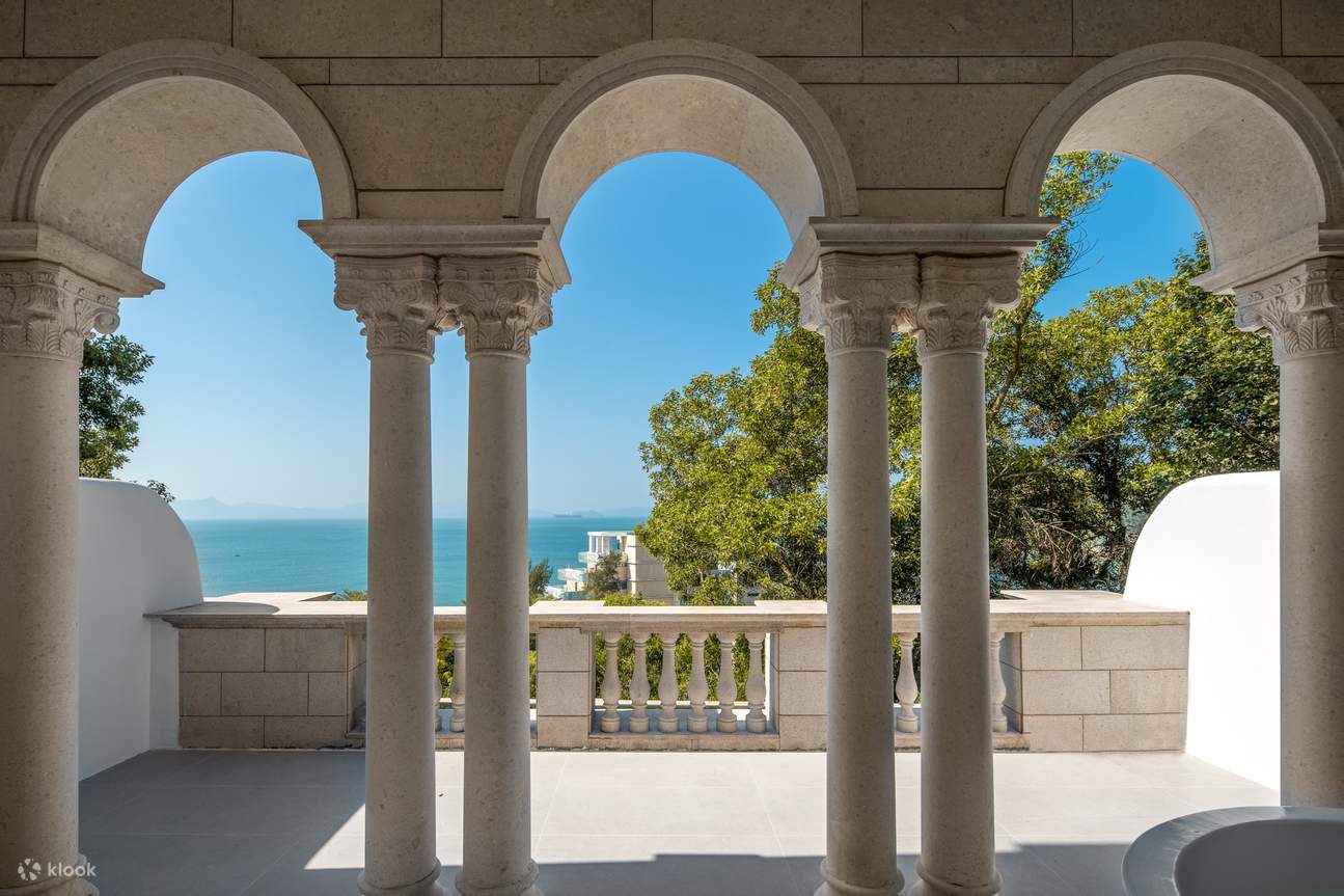 メンライ洞窟プール ダブルルーム