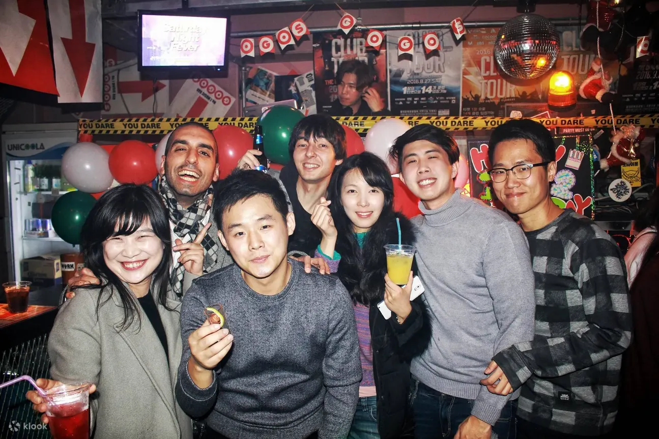 pub crawl group 拍照 釜山