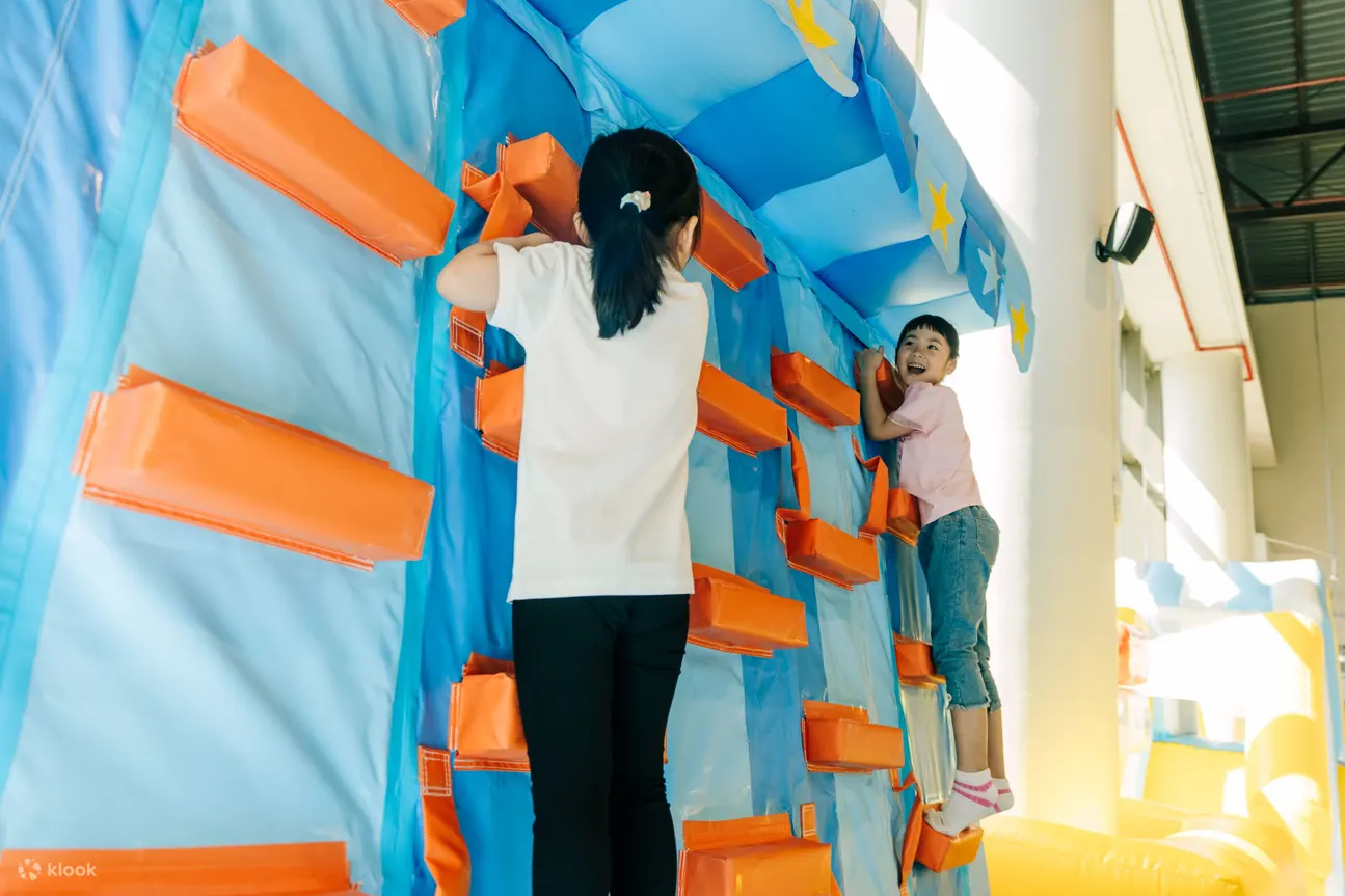 Tengah Plantation Plaza Bouncetopia by Kiztopia 门票