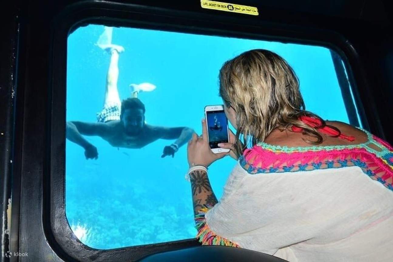 Excursión en Semi Submarino y Espectáculo de Buceo Con Traslado - Marsa Alam