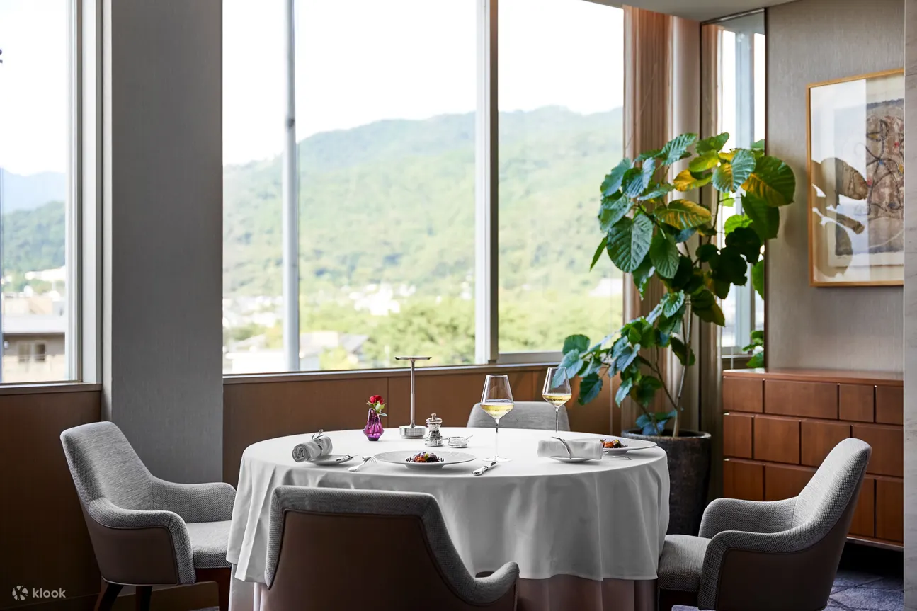 【米其林ㄧ星法式料理】京都 Dominique Bouchet Kyoto Le RESTAURANT