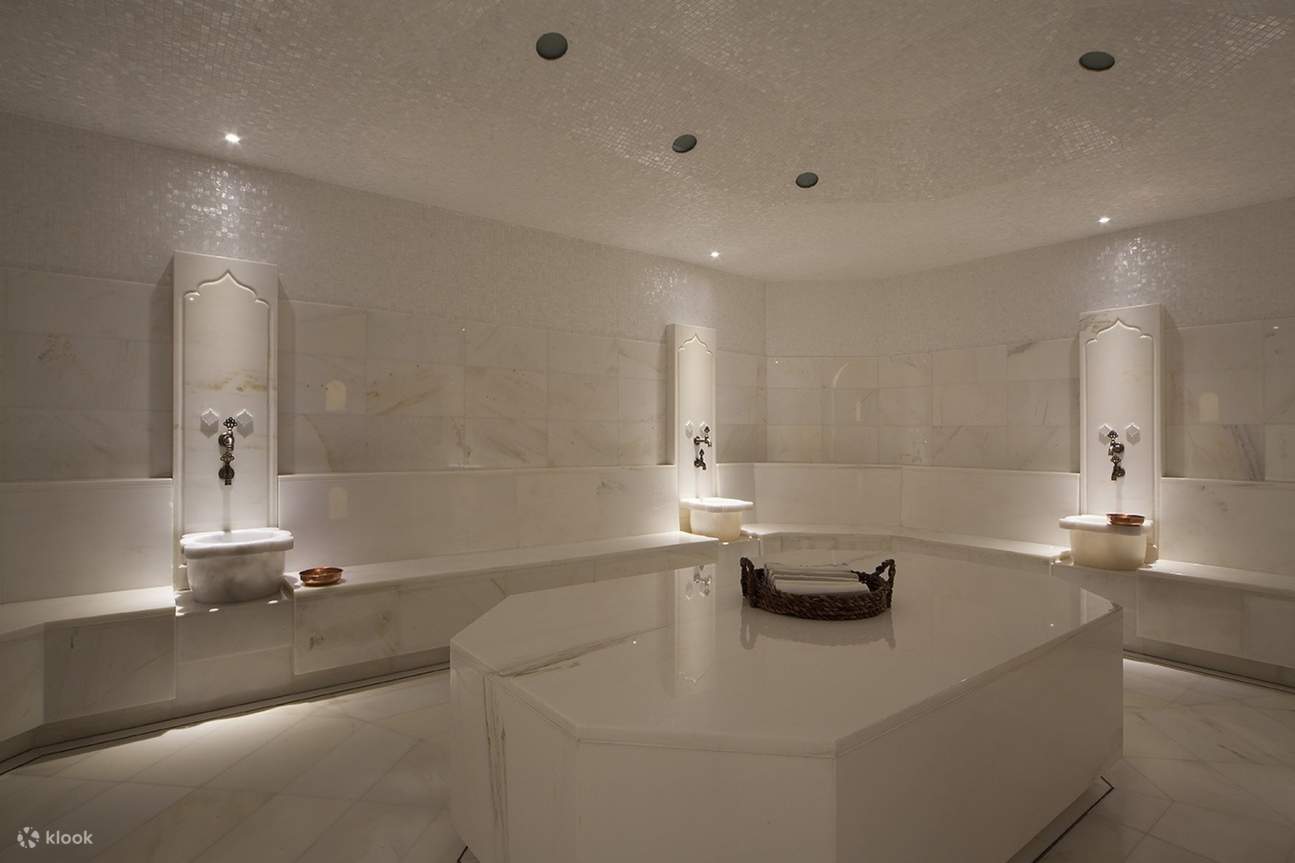 埃及豔后巴斯按摩桑拿、蒸汽、按摩浴缸和接送服務 - 赫爾格達