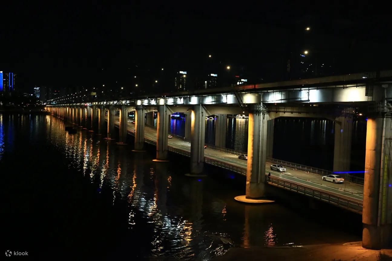 首尔城市观光巴士夜景路线