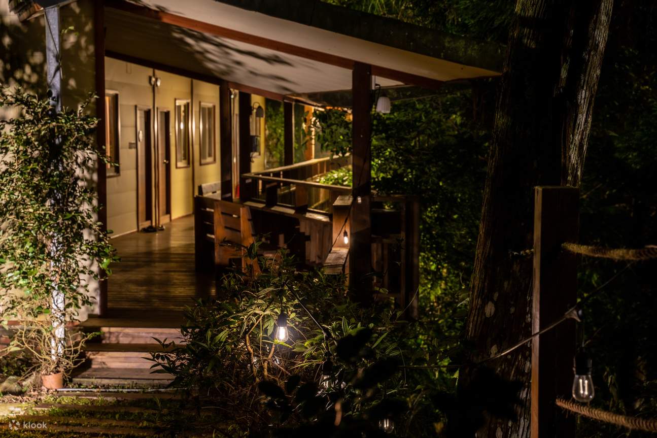 Kabin Kayu Kecil Musim Sejuk yang Baik