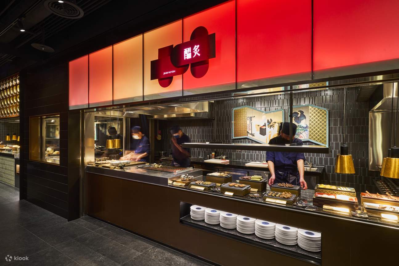 Xujit - Breeze Store - Stazione MRT Zhongxiao Fuxing