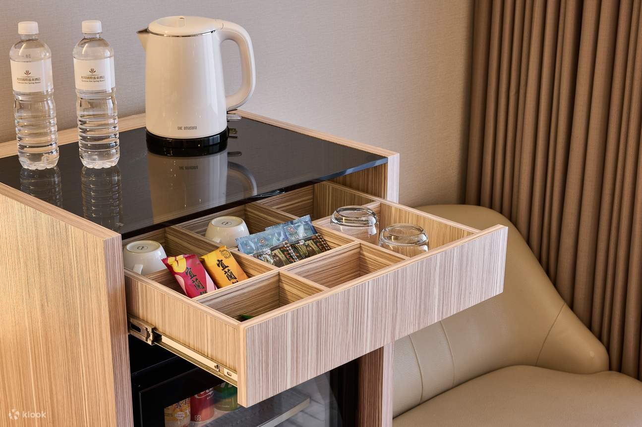 Yilan: Cuncyue Hot Spring Hotel - Bagno pubblico, Onsen privato, Cucina Kaiseki, Bar