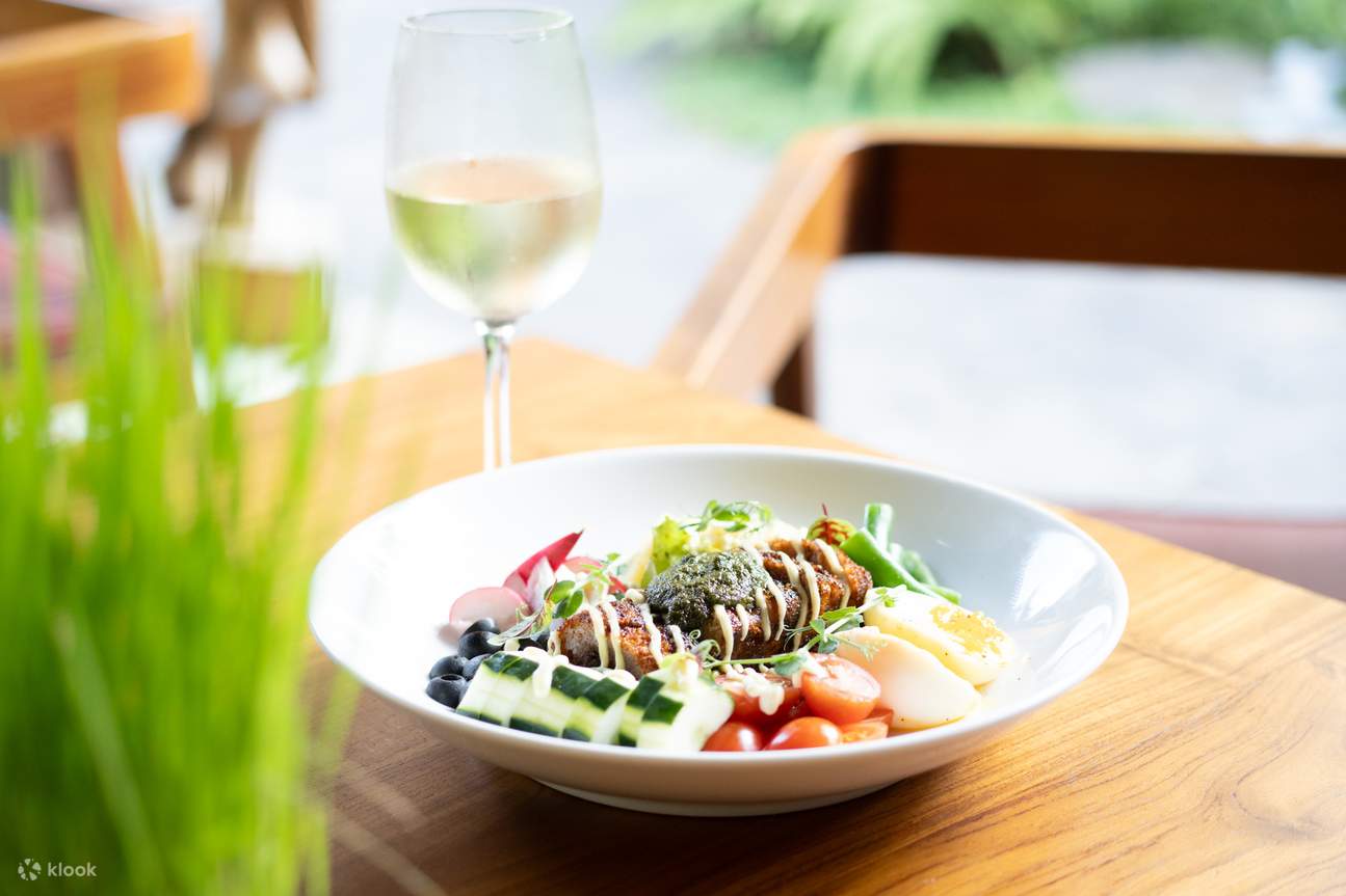 ประสบการณ์การรับประทานอาหารที่ร้านอาหาร Kaukau ในอูบุด บาหลี