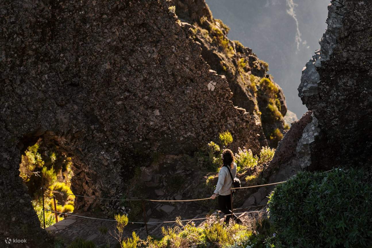 Трансфер на восход солнца на пик Ариейру из Фуншала и Канису