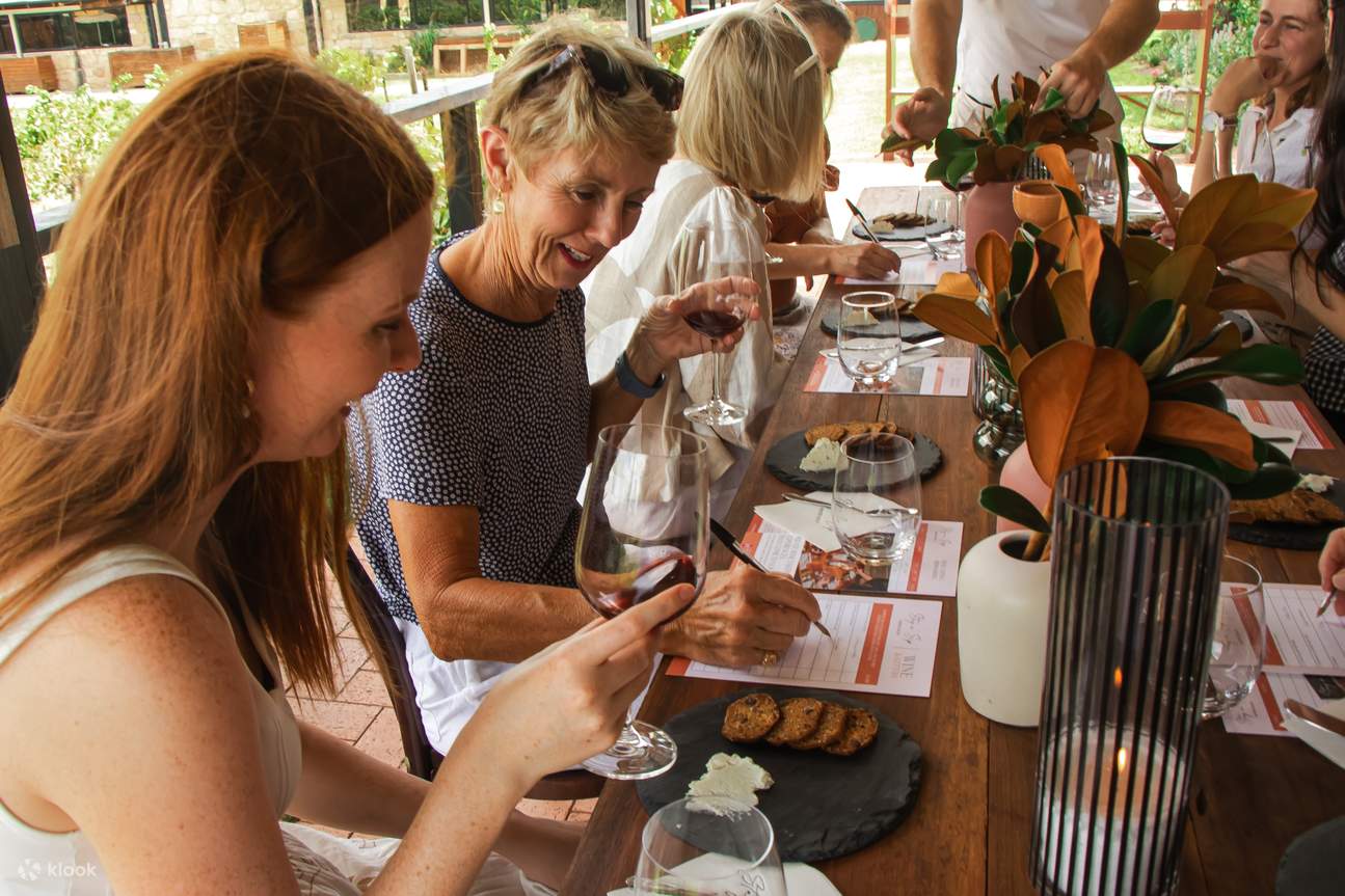 ทำงานเป็นทีมเพื่อชนะในแต่ละรอบ!