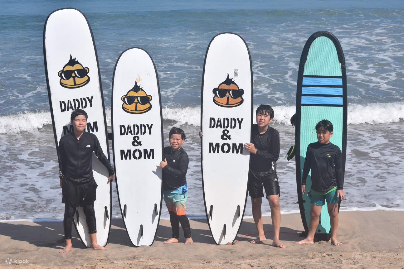 Surfing Lesson in Kuta by Daddy and Mom Surfing School