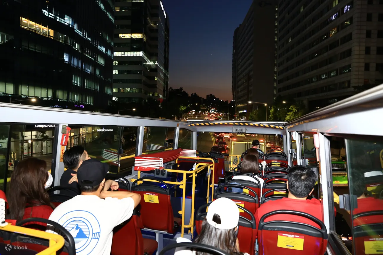 首尔城市观光巴士夜景路线