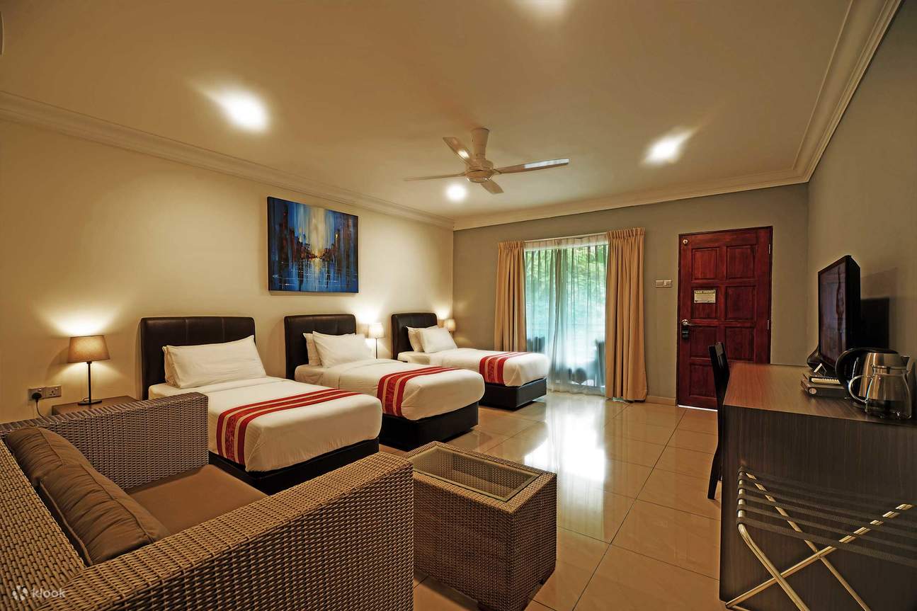 Tioman Island Leisure Diving Packages with Stay at Tioman Dive Resort