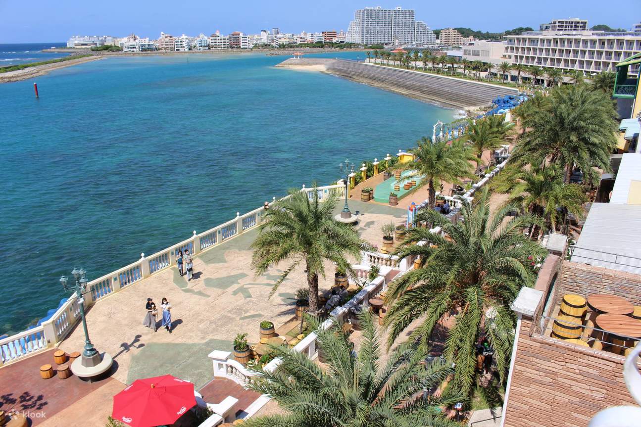 Pase de autobús de la línea American Village de Mihama