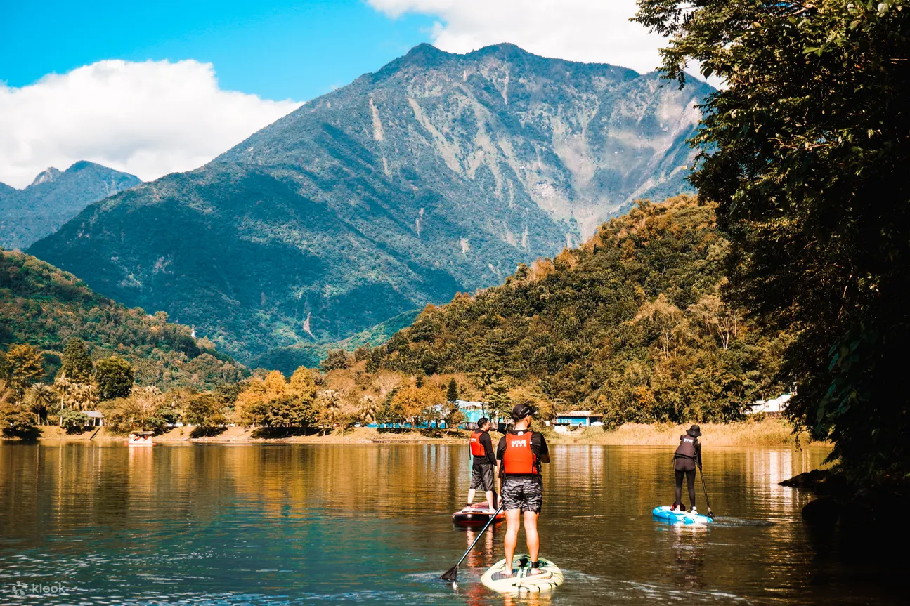 SUP at Liyu Lake in Hualien