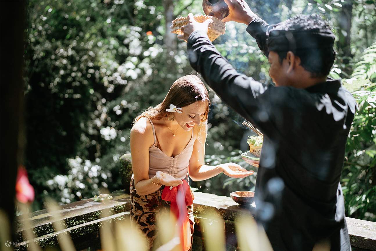 位於烏佈德格拉朗卡ayon度假村的Serayu Spa