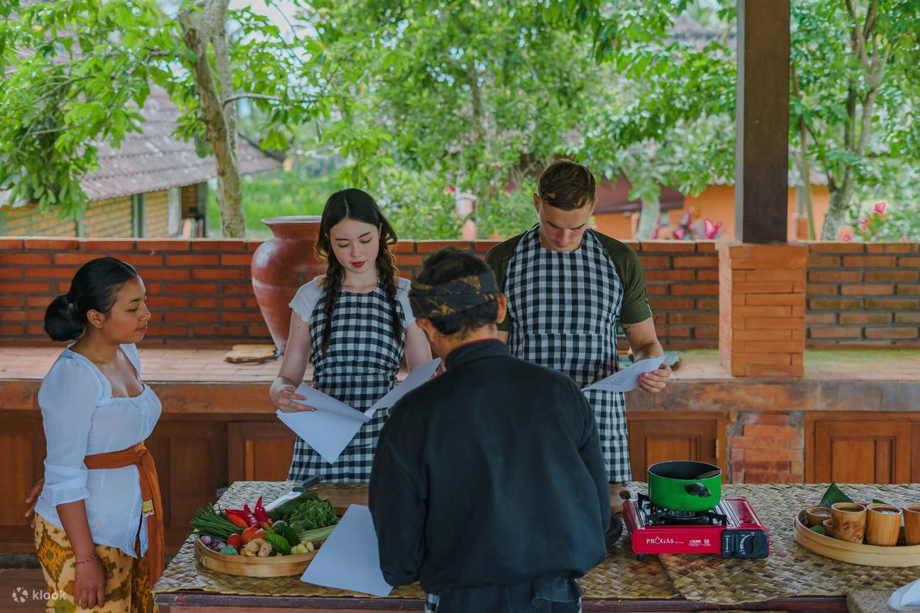 Viaje de curación balinesa, clase de cocina, ciclismo o experiencia de vida balinesa en Bali Rural Commune