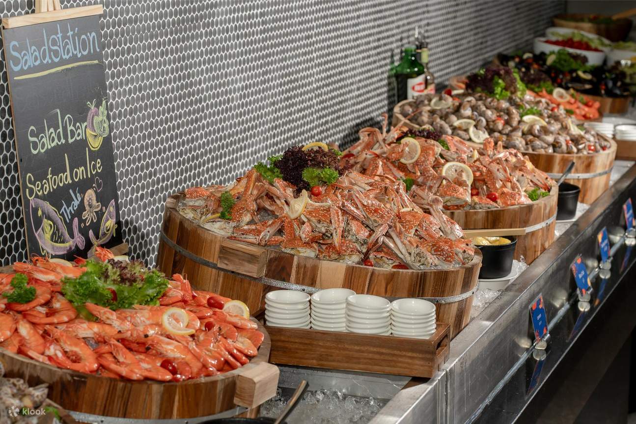 Seafood Buffet at Thale, Akara Hotel Pattaya