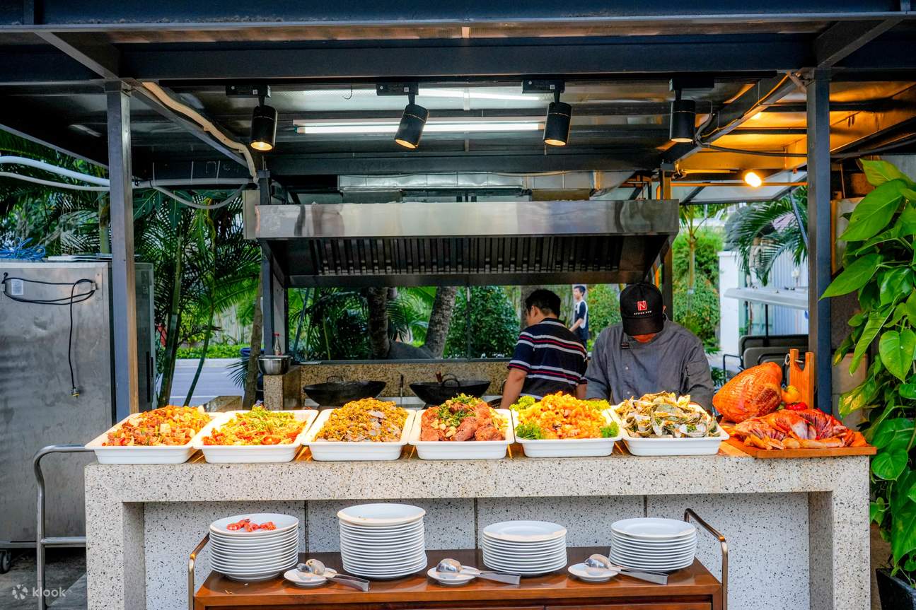 Yatch BBQ Buffet Di Ambassador Club Nha Trang